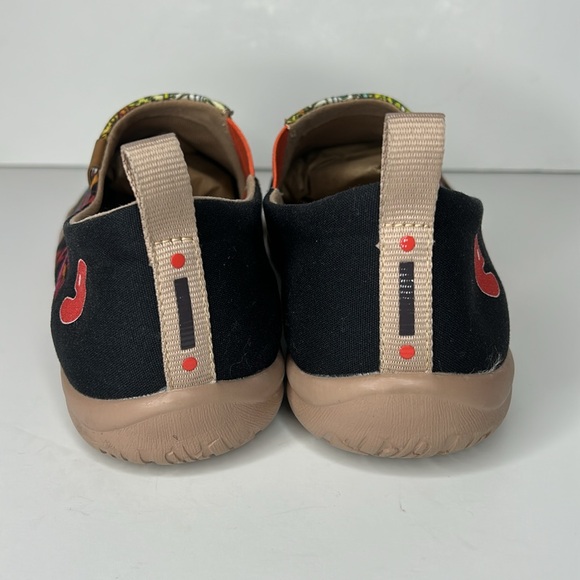 UIN No Body Slip On Shoes - Picture 6 of 14